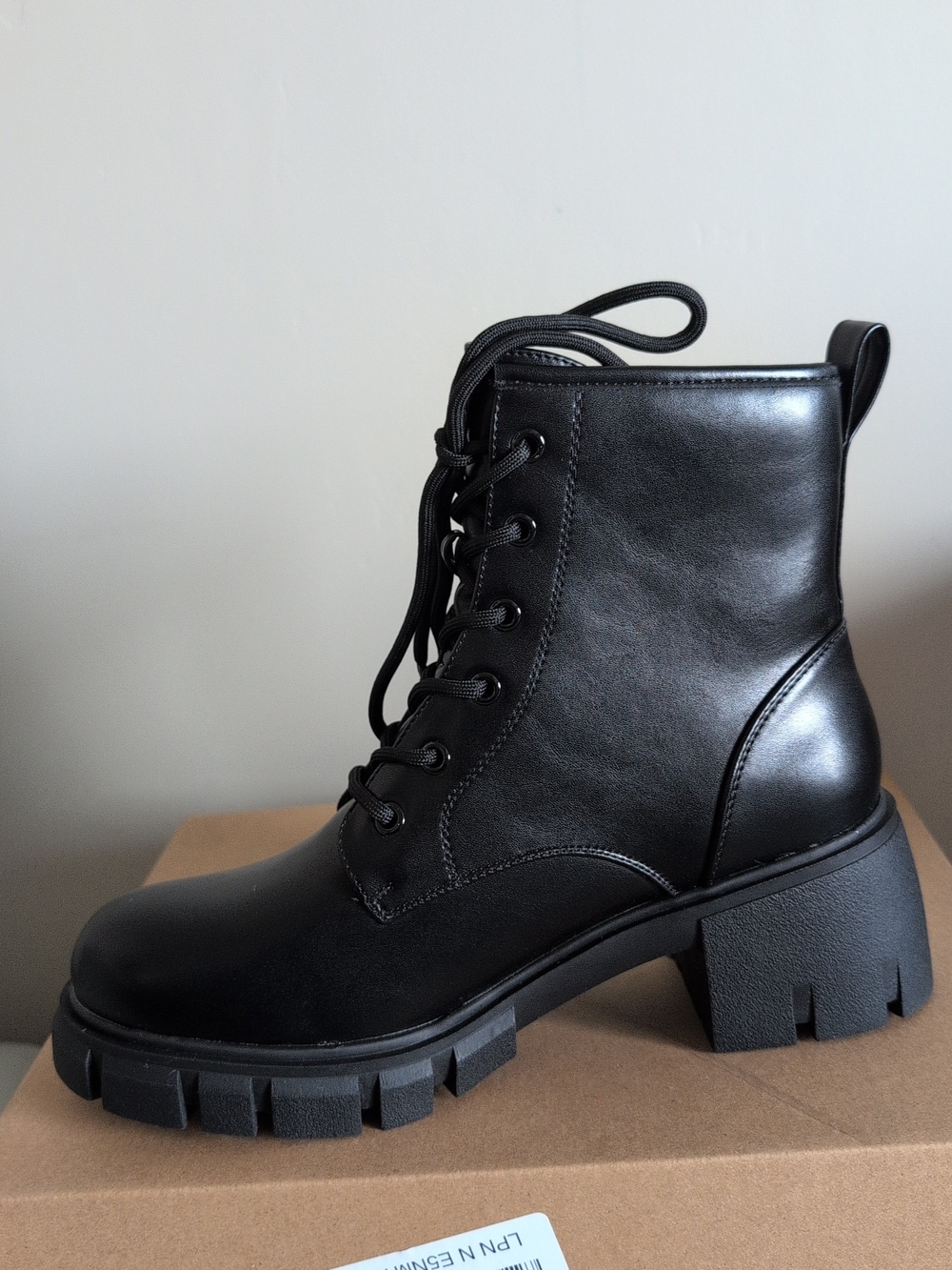 Black Women's Lace-Up Platform Combat Boots